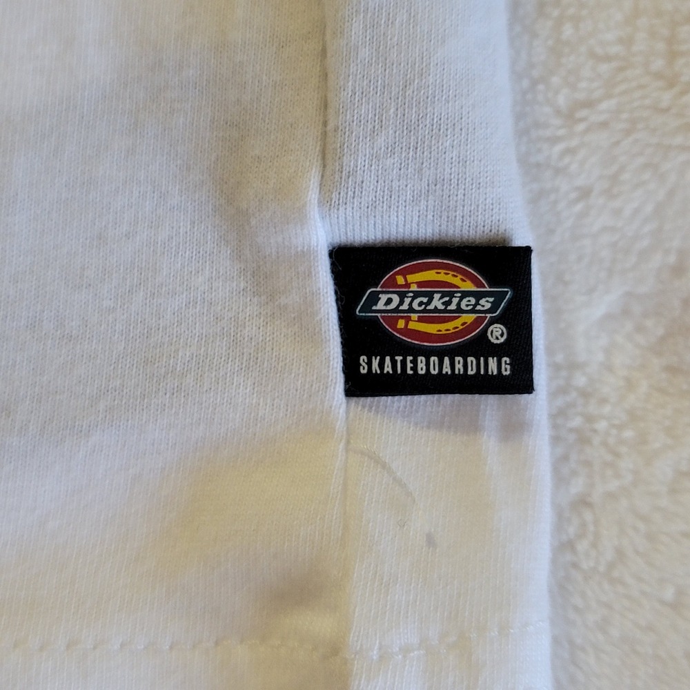 NWT Dickies Skateboarding T-Shirt Mens XL White Franky Villani Vampire L/S NEW - Picture 9 of 12